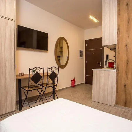 Oleana Studios 5-8, Rhodes Town