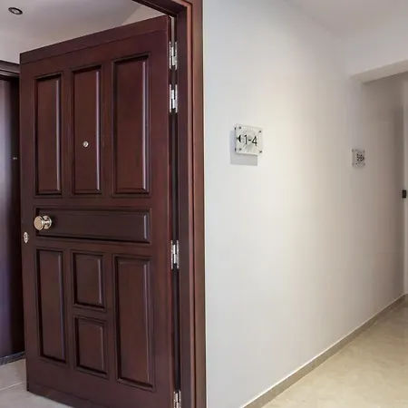 Oleana Studios 5-8, Rhodes Town Lejlighed