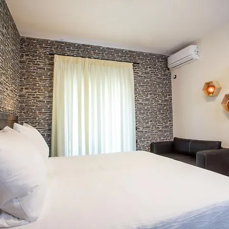 Oleana Studios 5-8, Rhodes Town * Rhodes City
